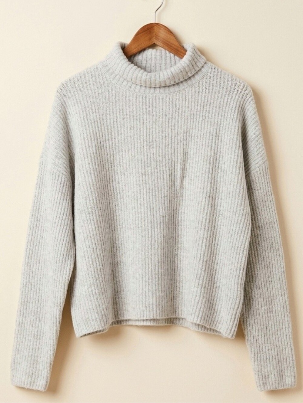 Goodthreads Heathered Grey Ribbed Cropped Turtleneck Sweater
